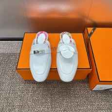 Hermes Slippers